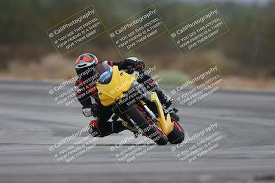 media/Sep-21-2025-Race Pace (Sun) [[98bf33ef95]]/Verified/4-Turn 3 (920am)/